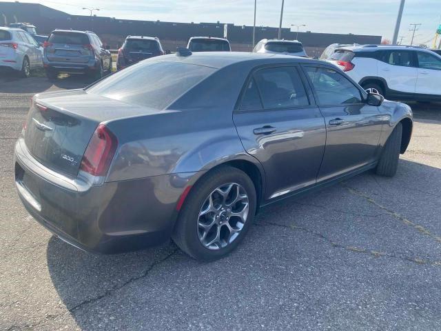 Photo 4 from auction – 2018 CHRYSLER 300 S with VIN 2C3CCAGG2JH141800