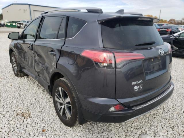 Photo 3 from auction – 2017 TOYOTA RAV4 XLE with VIN JTMRFREV4HD205324
