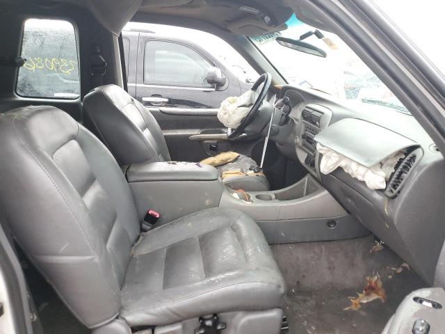 Photo 5 from auction – 2002 FORD EXPLORER S with VIN 1FMYU60E22UB54285