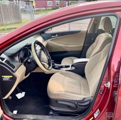 Photo 5 from auction – 2011 HYUNDAI SONATA GLS with VIN 5NPEB4AC4BH306138