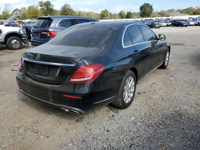 Photo 4 from auction – 2017 MERCEDES-BENZ E 300 with VIN WDDZF4JB9HA077913