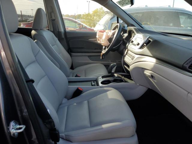 Photo 5 from auction – 2019 HONDA RIDGELINE with VIN 5FPYK3F56KB007757