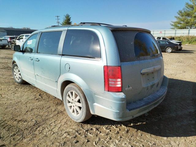 Photo 3 from auction – 2010 CHRYSLER TOWN & COU with VIN 2A4RR5D12AR189023