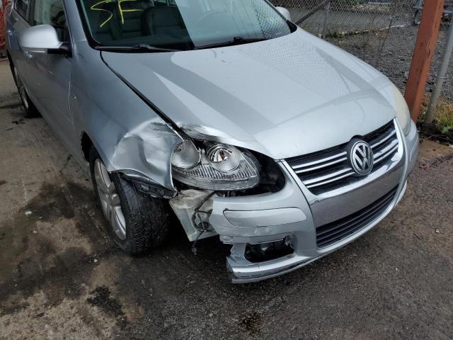 Photo 9 from auction – 2007 VOLKSWAGEN JETTA WOLF with VIN 3VWEF71K57M079098