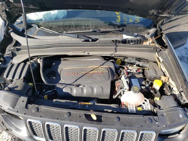 Photo 7 from auction – 2021 JEEP RENEGADE L with VIN ZACNJCBB2MPM22612