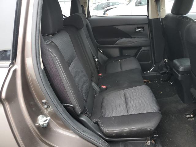 Photo 6 from auction – 2016 MITSUBISHI OUTLANDER with VIN JA4AD3A35GZ039606
