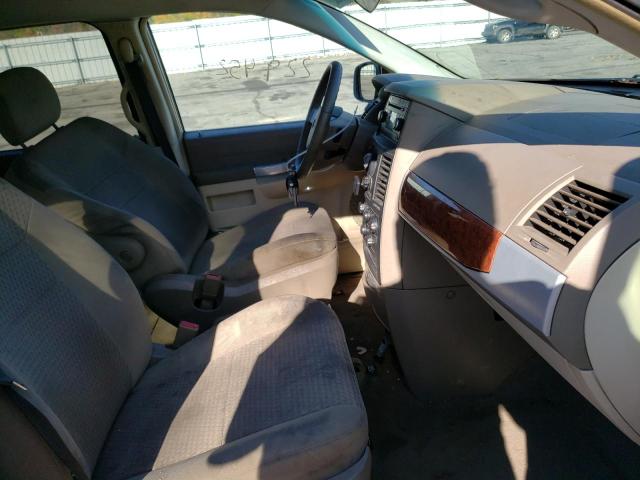 Photo 5 from auction – 2008 CHRYSLER TOWN & COU with VIN 2A8HR54PX8R762730