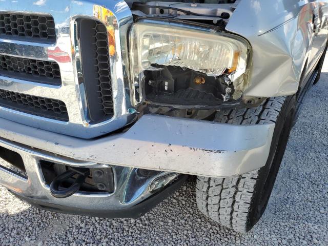 Photo 9 from auction – 2005 FORD EXCURSION with VIN 1FMNU40SX5ED42399