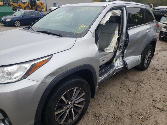 Foto 9 de la subasta – 2017 TOYOTA HIGHLANDER con VIN 5TDJZRFH9HS445678