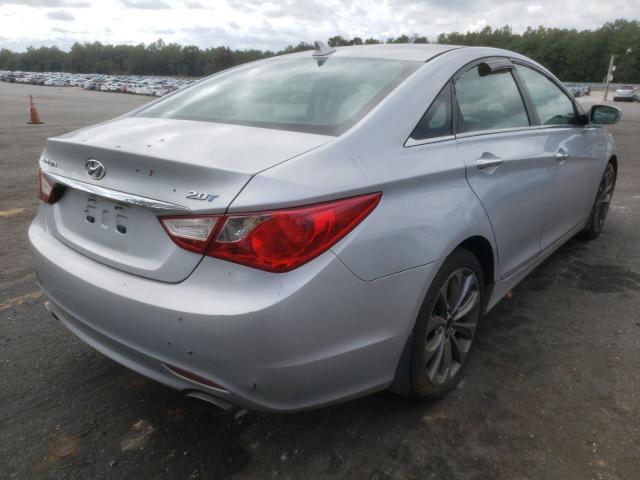 Photo 4 from auction – 2011 HYUNDAI SONATA SE with VIN 5NPEC4AB8BH315977