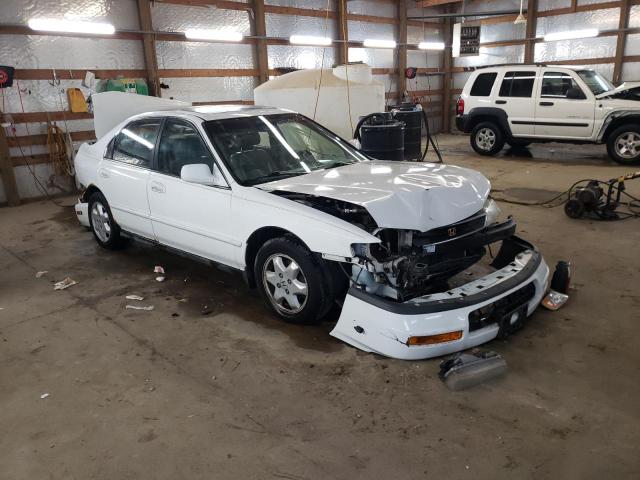 HONDA ACCORD EX 1997 with VIN 1HGCE6678VA007187 - Photo from auction