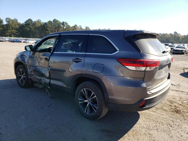 Photo 3 from auction – 2018 TOYOTA HIGHLANDER with VIN 5TDZARFH5JS037209