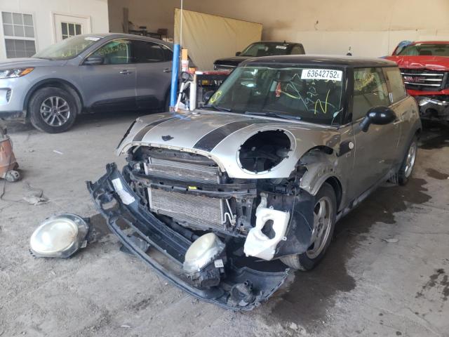 Photo 2 from auction – 2008 MINI COOPER with VIN WMWMF33578TT64836