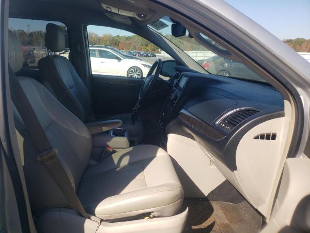 Photo 5 from auction – 2011 CHRYSLER TOWN & COU with VIN 2A4RR8DGXBR616620
