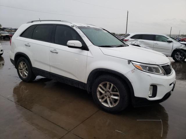 Photo 4 from auction – 2015 KIA SORENTO LX with VIN 5XYKT3A65FG601993