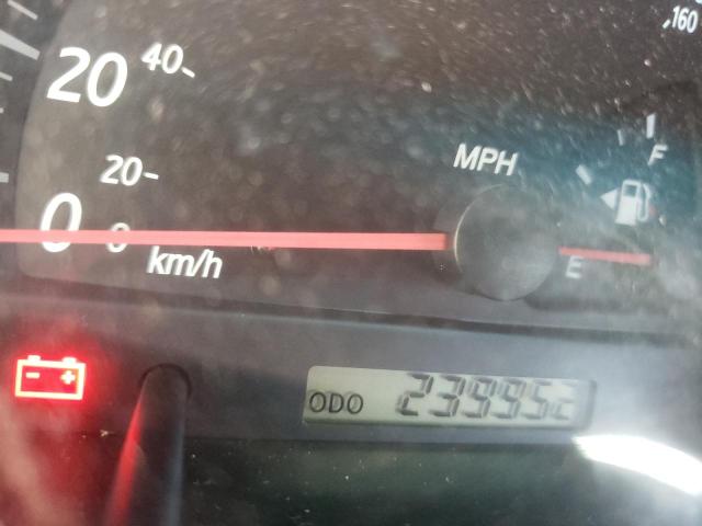Photo 8 from auction – 2004 TOYOTA CAMRY LE with VIN 4T1BE32K84U939918