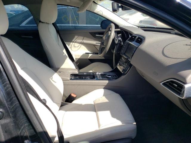 Photo 5 from auction – 2018 JAGUAR XE PREMIUM with VIN SAJAD4FN8JCP37824