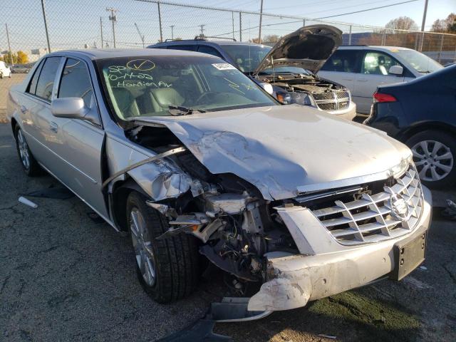 CADILLAC DTS PREMIU 2011 with VIN 1G6KH5E62BU101678 - Photo from auction