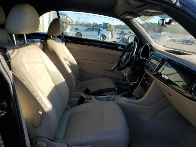 Photo 5 from auction – 2013 VOLKSWAGEN BEETLE with VIN 3VW5P7AT5DM832520