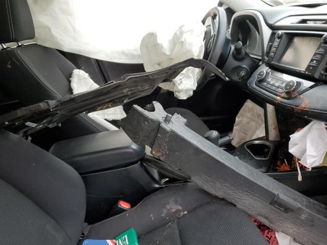 Photo 5 from auction – 2016 TOYOTA RAV4 XLE with VIN JTMRFREV2GJ099598