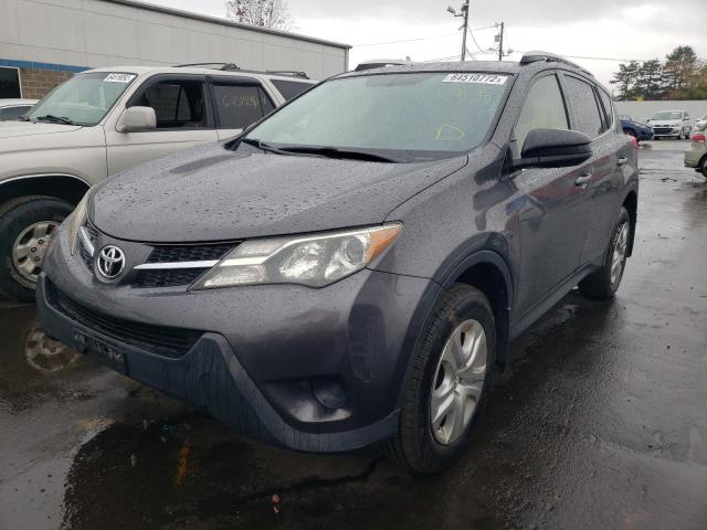Photo 2 from auction – 2015 TOYOTA RAV4 LE with VIN JTMBFREV8FJ033220