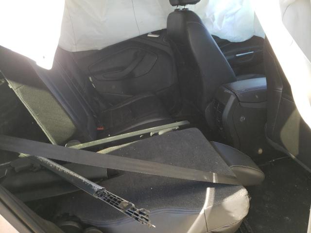 Photo 6 from auction – 2017 FORD ESCAPE SE with VIN 1FMCU9GD7HUC62502