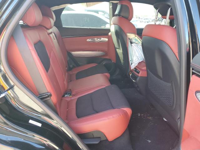 Photo 6 from auction – 2022 GENESIS GV70 BASE with VIN KMUMADTB2NU057977