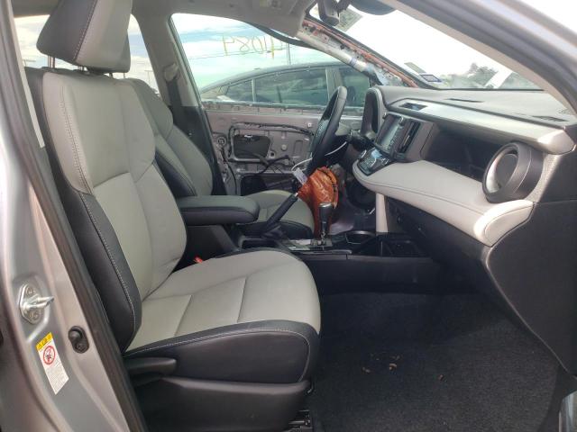 Photo 5 from auction – 2018 TOYOTA RAV4 LIMIT with VIN 2T3YFREVXJW428469