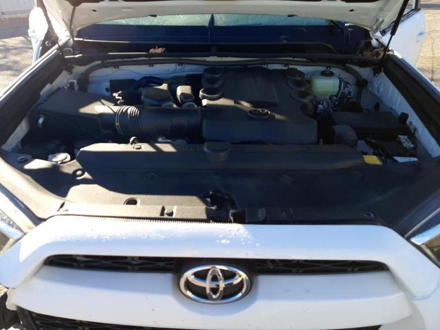 Photo 7 from auction – 2018 TOYOTA 4RUNNER SR with VIN JTEBU5JR5J5564282
