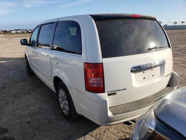 Photo 3 from auction – 2010 CHRYSLER TOWN & COU with VIN 2A4RR4DE4AR286382