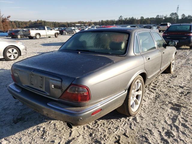 Photo 4 from auction – 2002 JAGUAR XJR with VIN SAJDA15B02MF43685