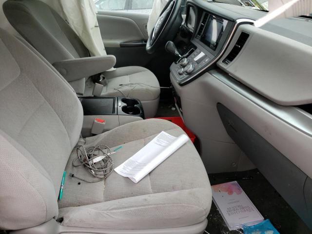 Photo 5 from auction – 2015 TOYOTA SIENNA LE with VIN 5TDKK3DC3FS669541