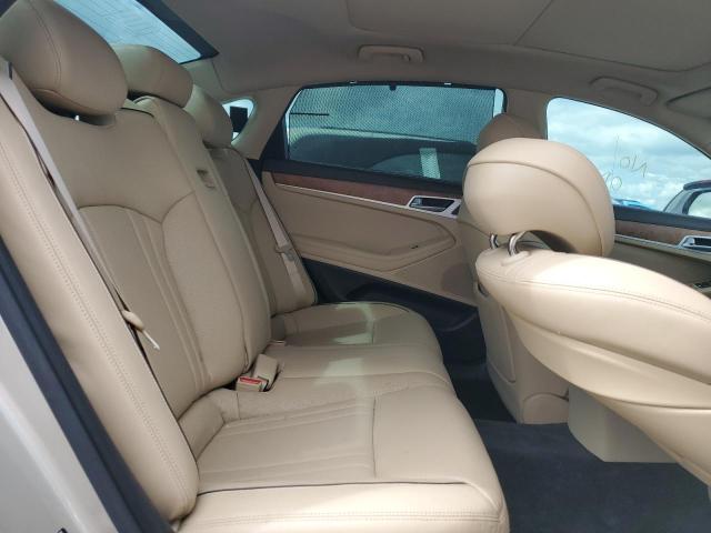 Photo 6 from auction – 2015 HYUNDAI GENESIS 5. with VIN KMHGN4JF8FU086729
