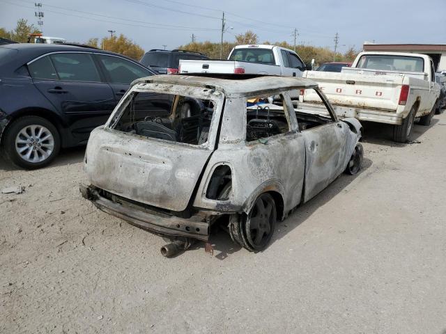 Photo 4 from auction – 2008 MINI COOPER with VIN WMWMF33538TT67216