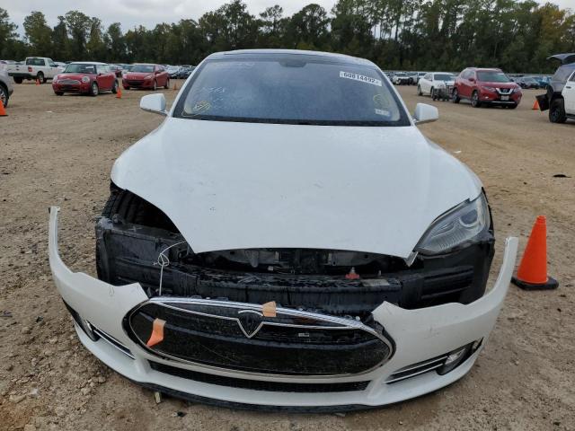Photo 9 from auction – 2012 TESLA MODEL S with VIN 5YJSA1DP8CFS00715