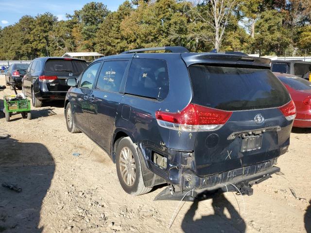 Photo 3 from auction – 2014 TOYOTA SIENNA XLE with VIN 5TDYK3DC5ES425348