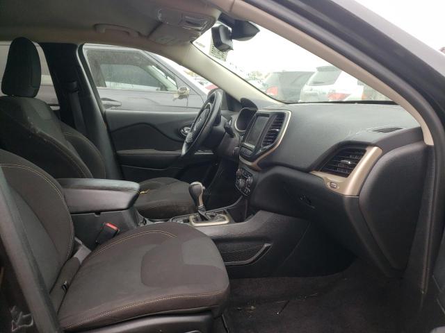 Photo 5 from auction – 2016 JEEP CHEROKEE L with VIN 1C4PJLCB0GW177178