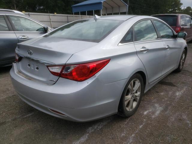 Photo 4 from auction – 2013 HYUNDAI SONATA SE with VIN 5NPEC4AC5DH630506