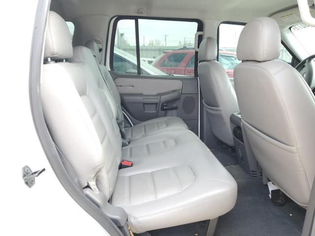 Photo 6 from auction – 2005 FORD EXPLORER X with VIN 1FMZU63K15UA67357