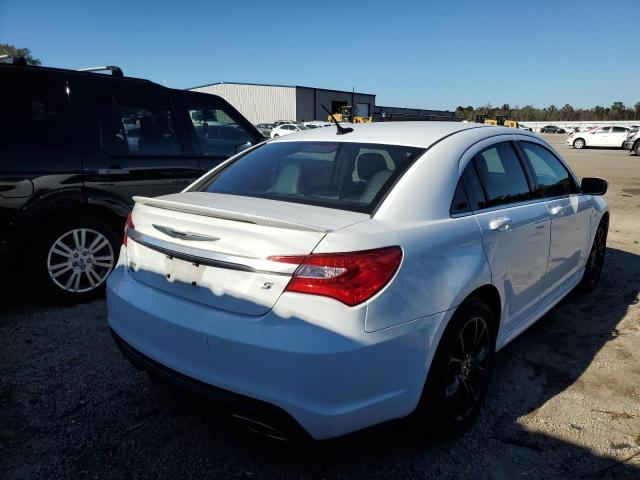 Photo 4 from auction – 2013 CHRYSLER 200 LIMITE with VIN 1C3CCBCG9DN755024