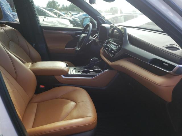 Photo 5 from auction – 2021 TOYOTA HIGHLANDER with VIN 5TDEBRCH1MS023960