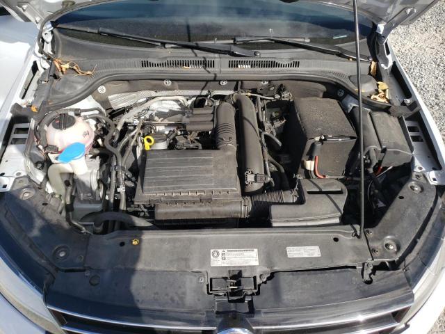 Photo 7 from auction – 2017 VOLKSWAGEN JETTA SE with VIN 3VWDB7AJ7HM223086