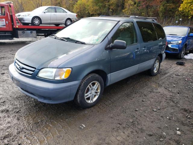 Photo 2 from auction – 2002 TOYOTA SIENNA LE with VIN 4T3ZF13C22U422934