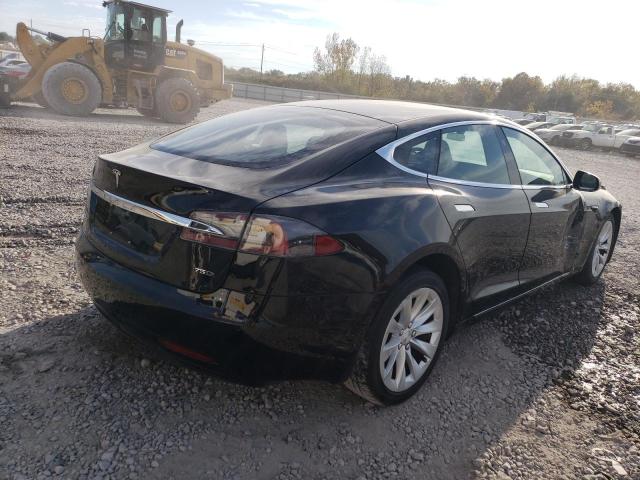 Photo 4 from auction – 2018 TESLA MODEL S with VIN 5YJSA1E27JF294053