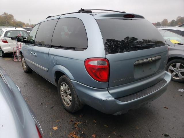 Photo 3 from auction – 2005 CHRYSLER TOWN & COU with VIN 2C4GP54L05R269690