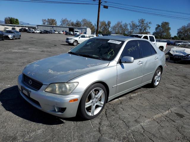 Photo 2 from auction – 2001 LEXUS IS 300 with VIN JTHBD182X10025416