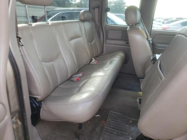 Фото 6 с аукциона – 2004 CHEVROLET SILVERADO с VIN 1GCEK19T94E367295