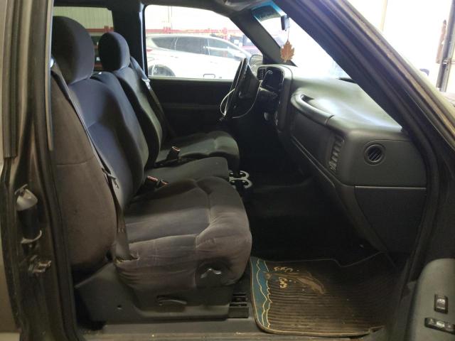 Photo 5 from auction – 2002 CHEVROLET SILVERADO with VIN 2GCEC19VX21101796
