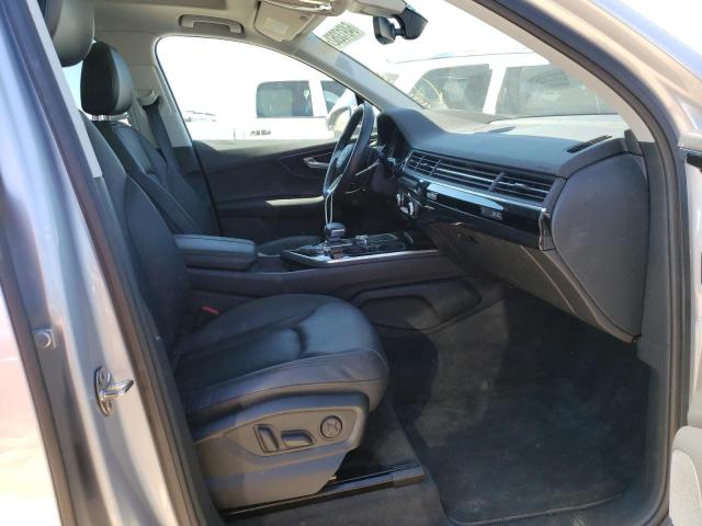 Photo 5 from auction – 2019 AUDI Q7 PRESTIG with VIN WA1VAAF72KD003842