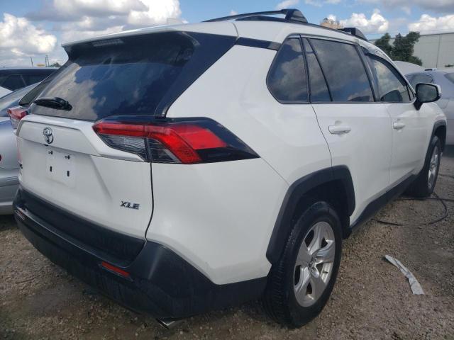 Photo 4 from auction – 2019 TOYOTA RAV4 XLE with VIN JTMW1RFV3KD005199